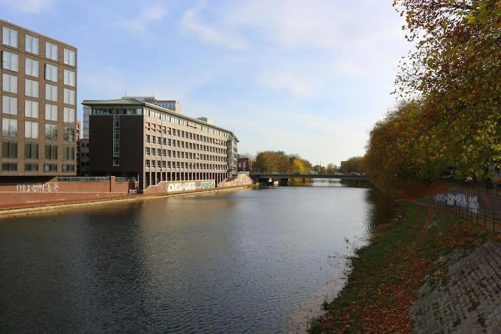 Schoenes Zwei-Zimmer-Apartment In Der Bremer City Appartement
